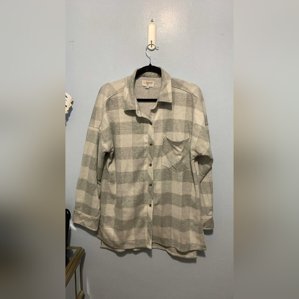 Ci Sono Button Up - Picture 2 of 5